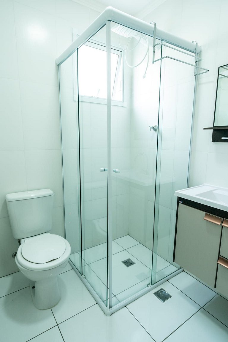 033 Aviação Beira Mar 1quarto 10m da praia - wi fi