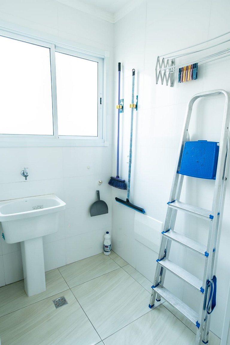 033 Aviação Beira Mar 1quarto 10m da praia - wi fi