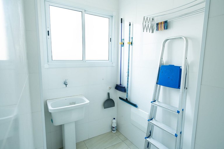 033 Aviação Beira Mar 1quarto 10m da praia - wi fi