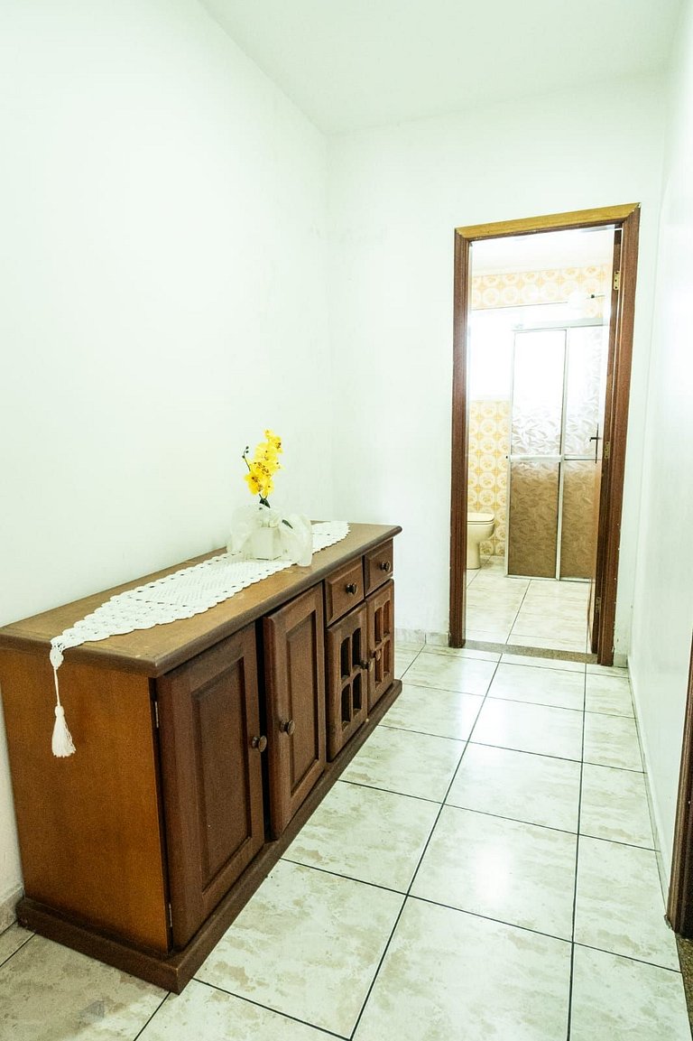 Boqueirão Praia Mar 250m da praia - 2 dorm e WI FI