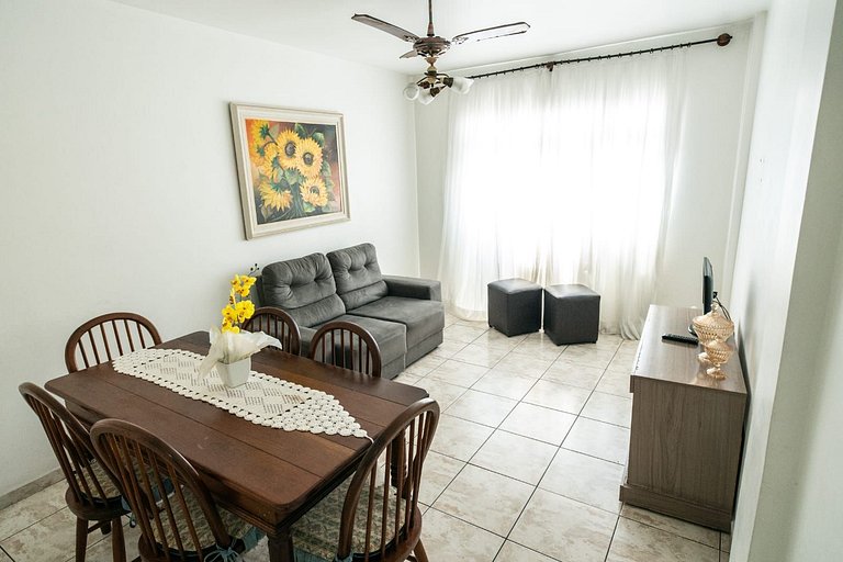 Boqueirão Praia Mar 250m da praia - 2 dorm e WI FI