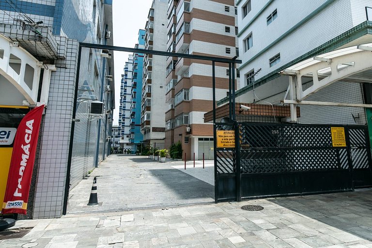 Boqueirão Praia Mar 250m da praia - 2 dorm e WI FI