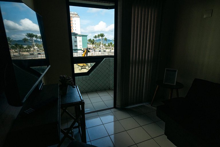 Frente Vista Mar - Varanda WI-FI e Ar 10m da praia