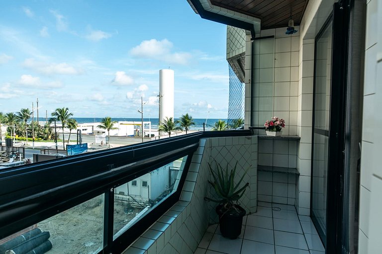 Frente Vista Mar - Varanda WI-FI e Ar 10m da praia