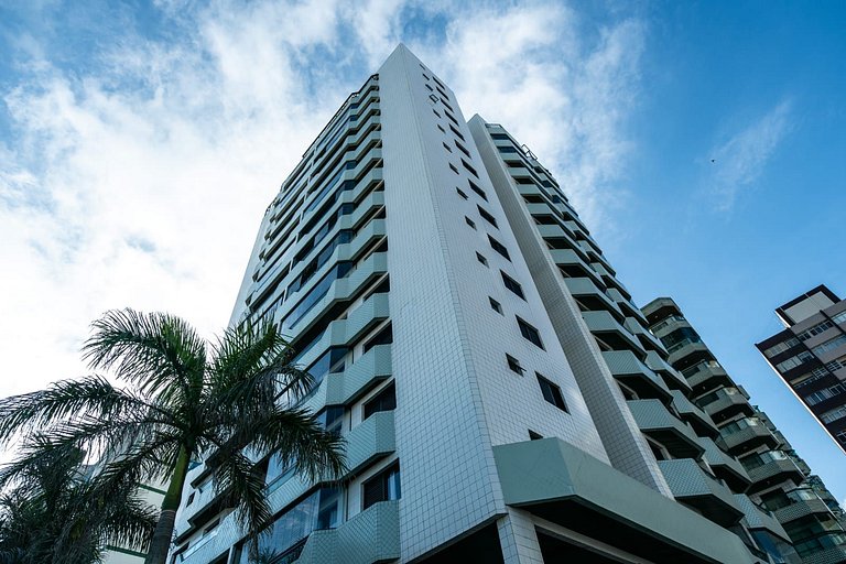 Frente Vista Mar - Varanda WI-FI e Ar 10m da praia