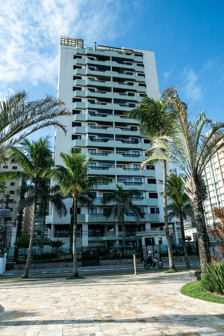 Frente Vista Mar - Varanda WI-FI e Ar 10m da praia