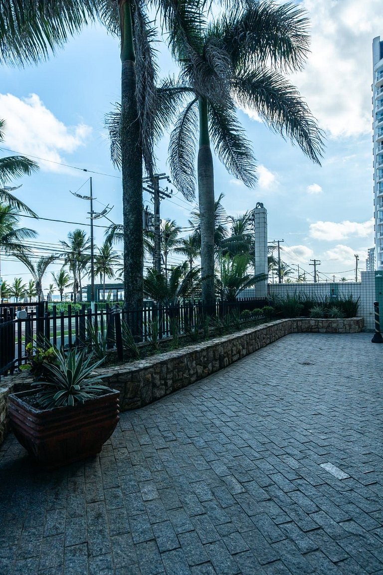 Frente Vista Mar - Varanda WI-FI e Ar 10m da praia