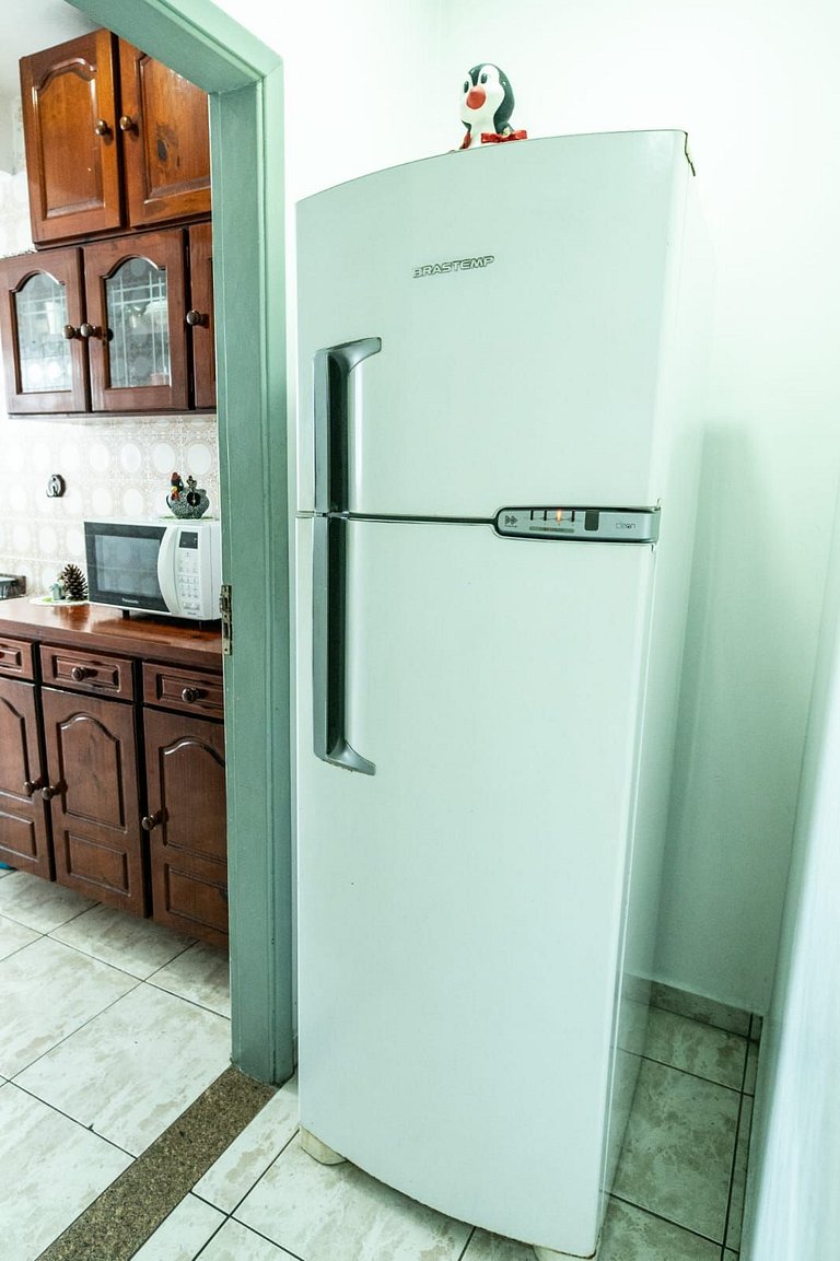 Boqueirão Praia Mar 250m da praia - 2 dorm e WI FI