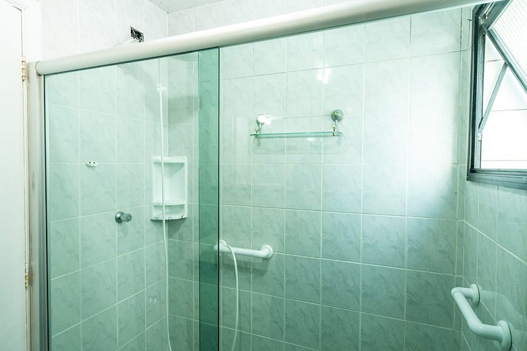 Frente Vista Mar - Varanda WI-FI e Ar 10m da praia