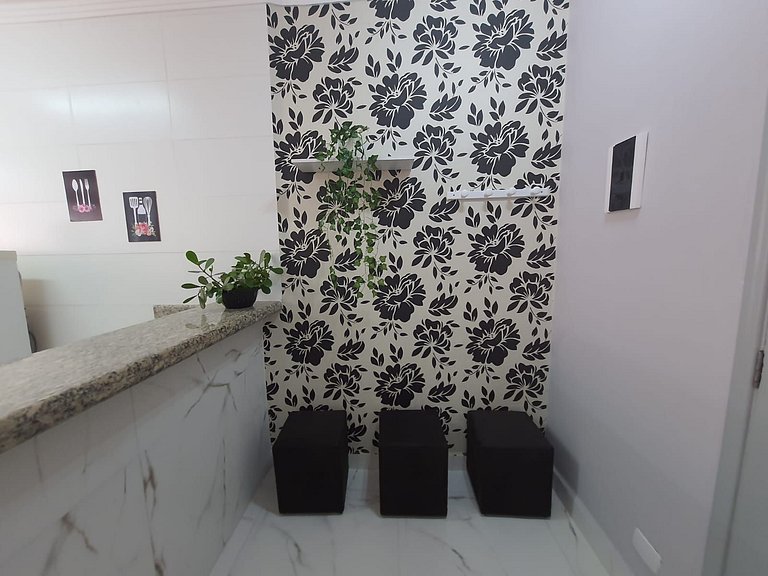 BEIRA MAR II dorm ap207 - TUPI - 15 metros da praia - 2 dorm