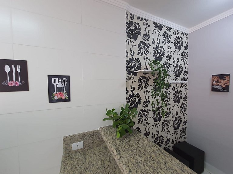 BEIRA MAR II dorm ap207 - TUPI - 15 metros da praia - 2 dorm