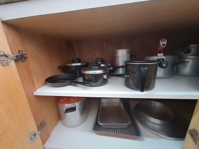 BEIRA MAR II dorm ap207 - TUPI - 15 metros da praia - 2 dorm