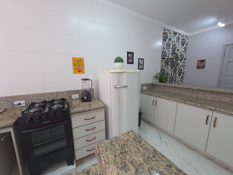 BEIRA MAR II dorm ap207 - TUPI - 15 metros da praia - 2 dorm