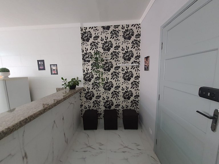 BEIRA MAR II dorm ap207 - TUPI - 15 metros da praia - 2 dorm