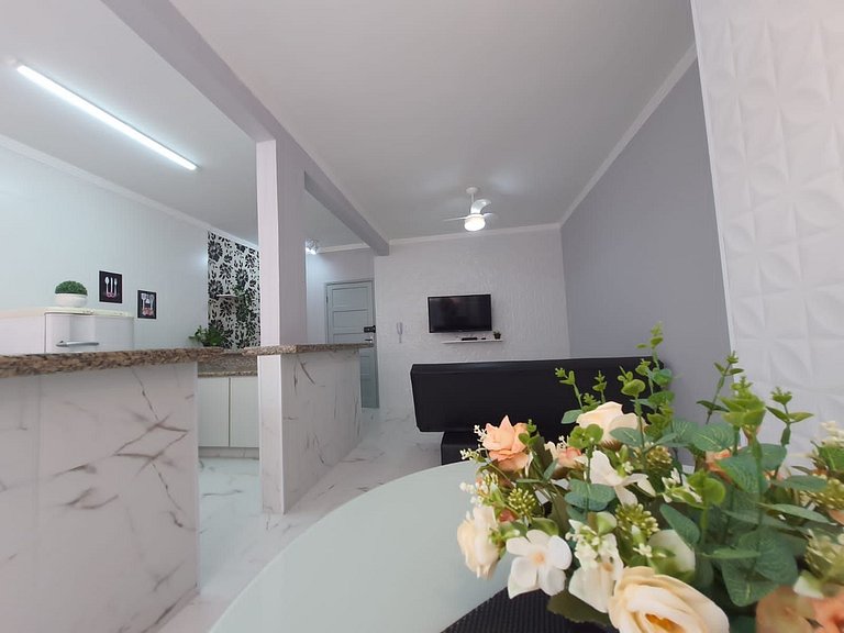 BEIRA MAR II dorm ap207 - TUPI - 15 metros da praia - 2 dorm