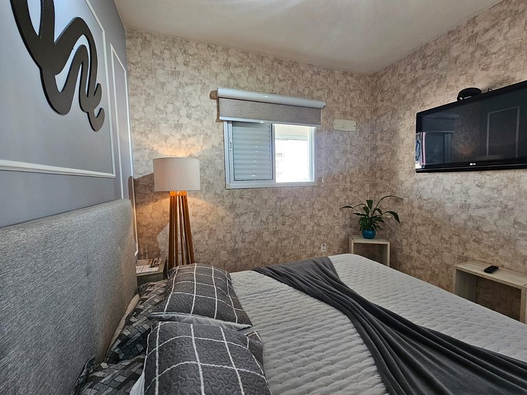 Vista Mar 300m praia -Wifi c/Varanda/2dorm/ar cond