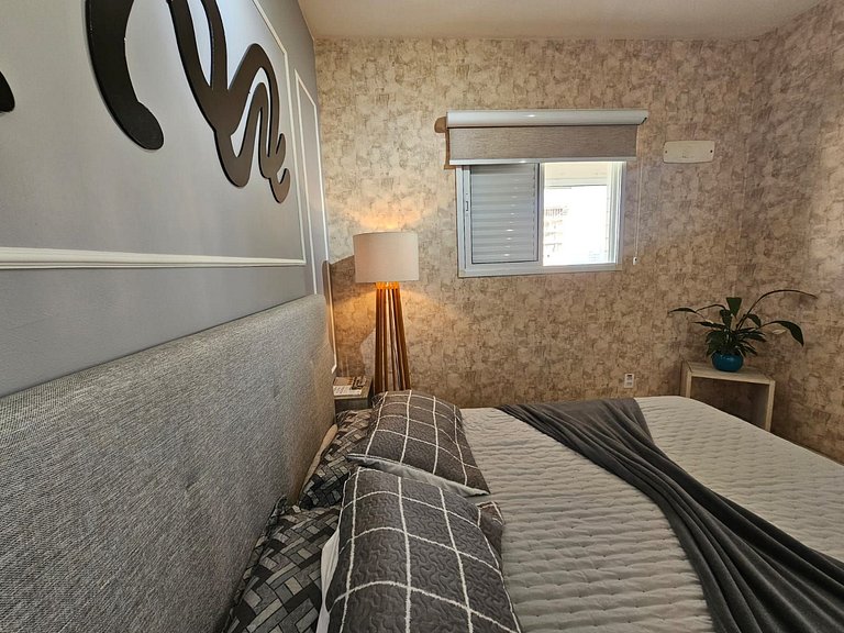 Vista Mar 300m praia -Wifi c/Varanda/2dorm/ar cond