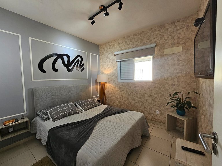 Vista Mar 300m praia -Wifi c/Varanda/2dorm/ar cond